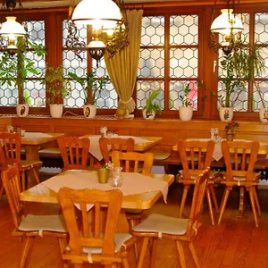 Gasthof Zum Kauzen Värdshus Ochsenfurt